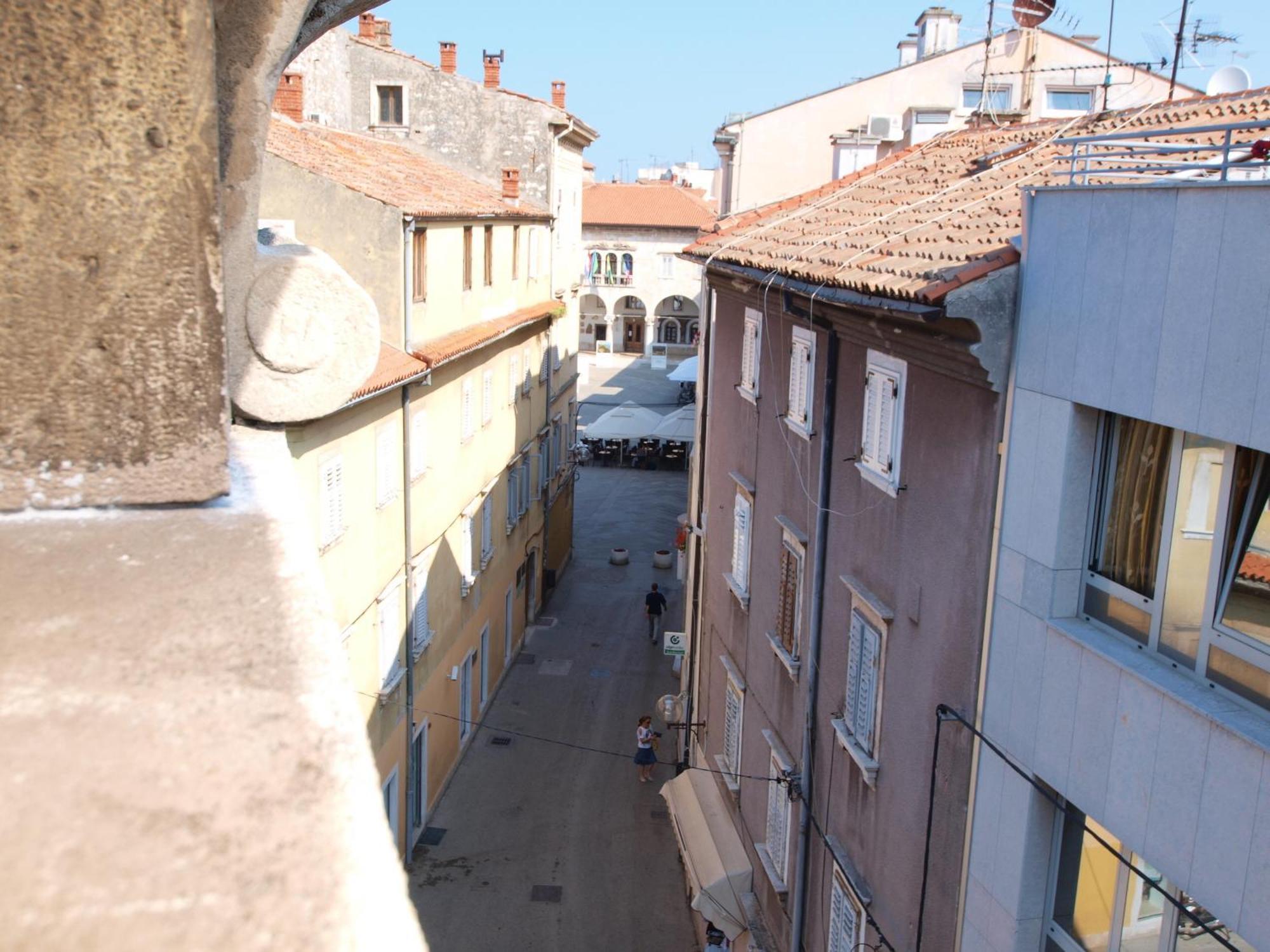 Studio On Main Pedestrian Street Apartment Pula Room photo